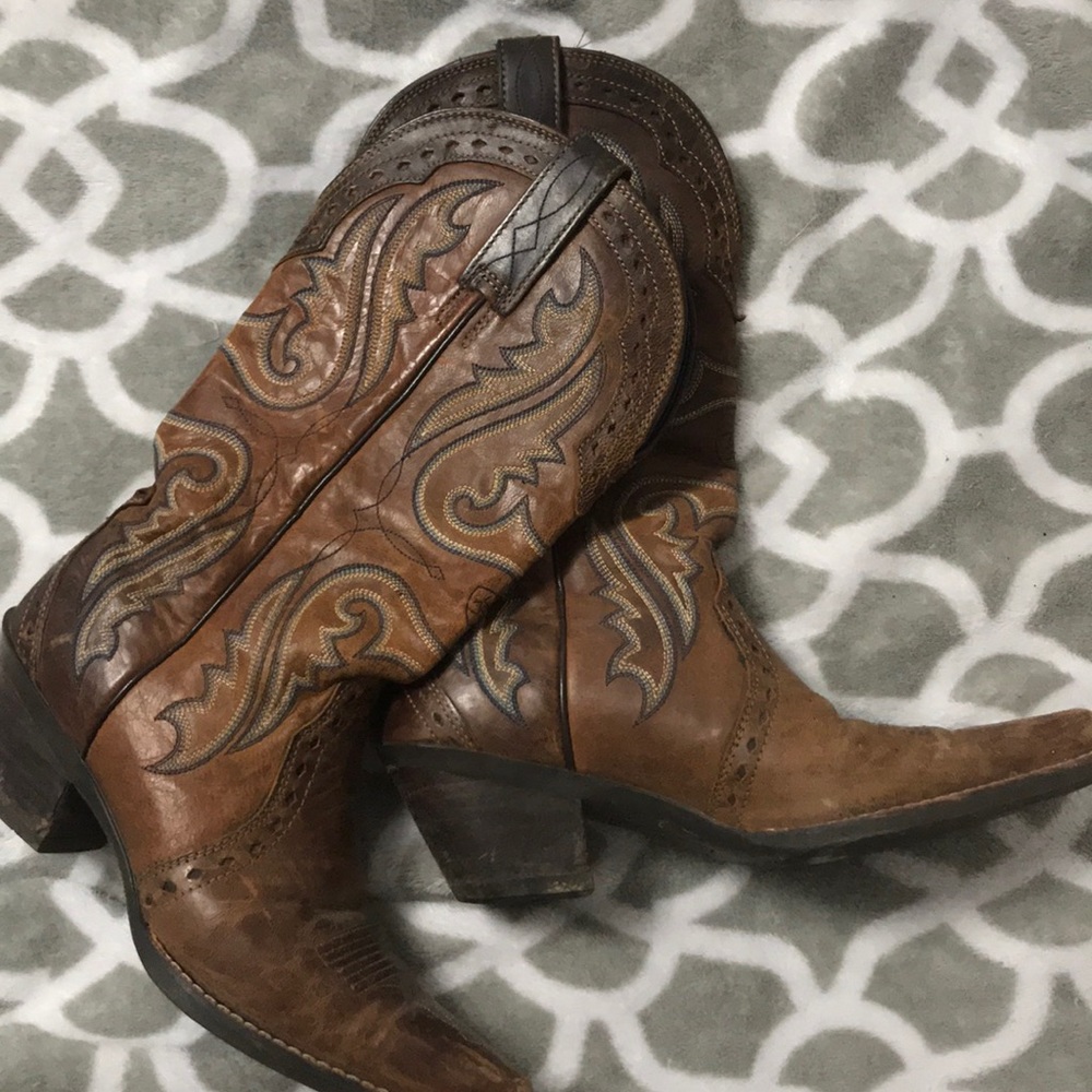 Arias cowboy boots